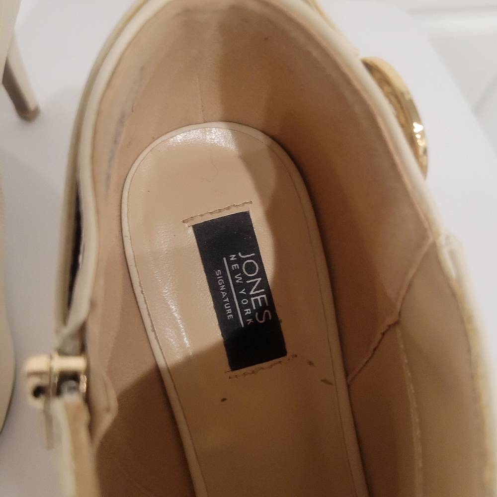 JONES NEW YORK PEPITO CREAM PEEP TOE ANKLE BOOTIES SIZE 8 - Picture 9 of 10